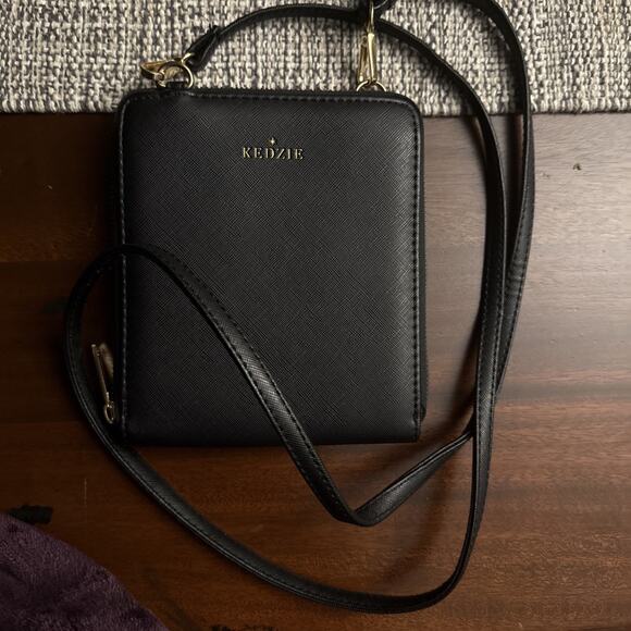 KH Kenzie Best Little Bag Full Zip Wallet Purse Faux Leather Black - Picture 3 of 4